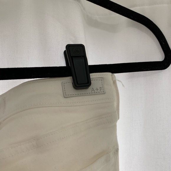 Abercrombie and Fitch Harper Super Skinny - Picture 5 of 6